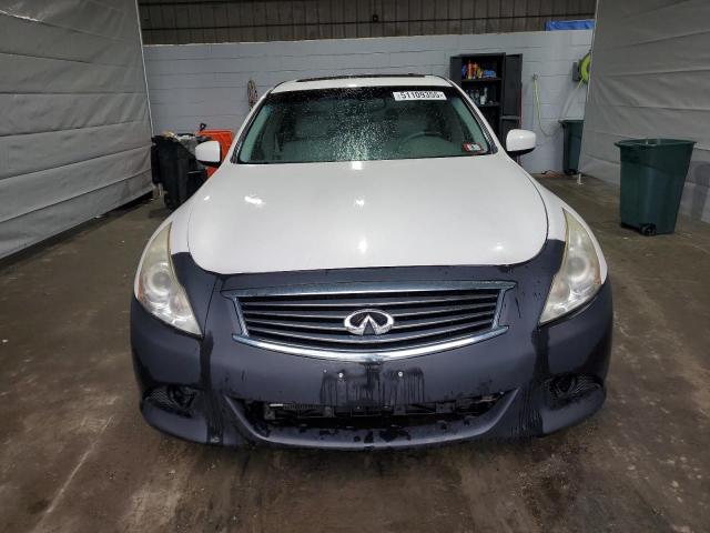  INFINITI G37 2013 White