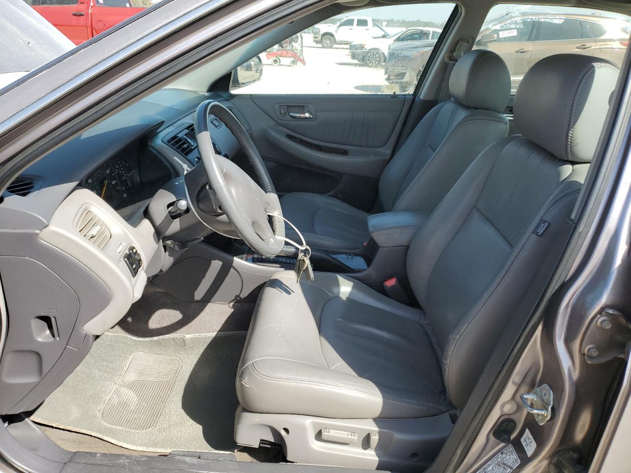 2000 Honda Accord - Image 7