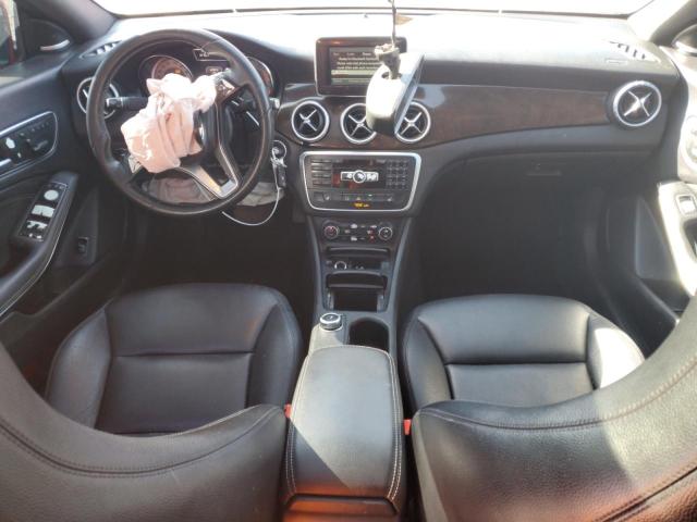  MERCEDES-BENZ CLA-CLASS 2014 Czerwony