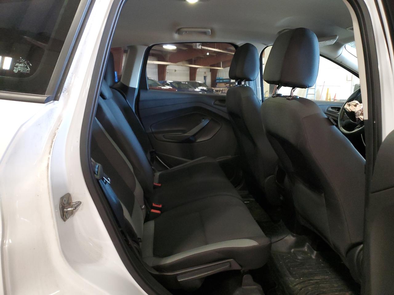 2016 Ford Escape - Image 11