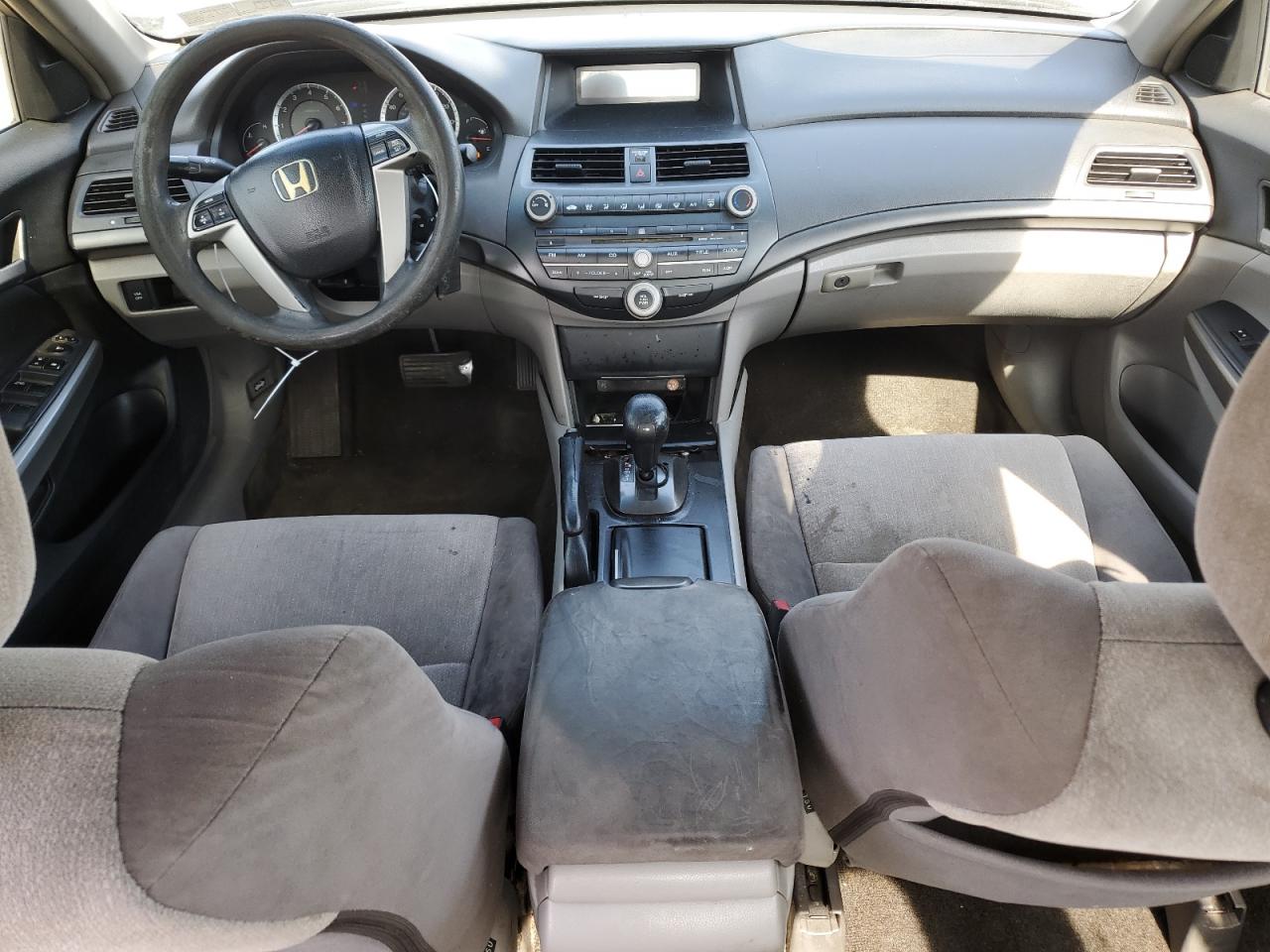 2009 Honda Accord - Image 8