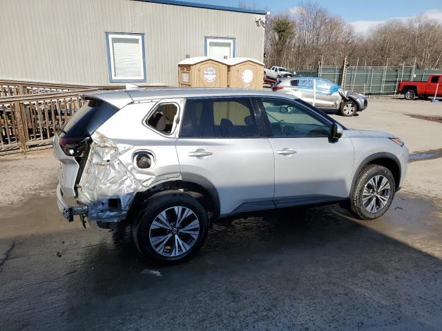  NISSAN ROGUE 2021 Серебристый
