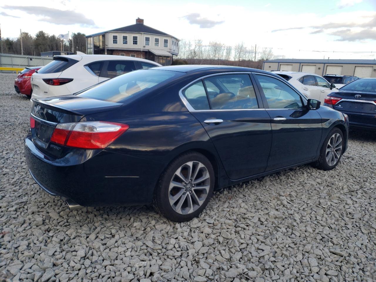 2015 Honda Accord - Image 3