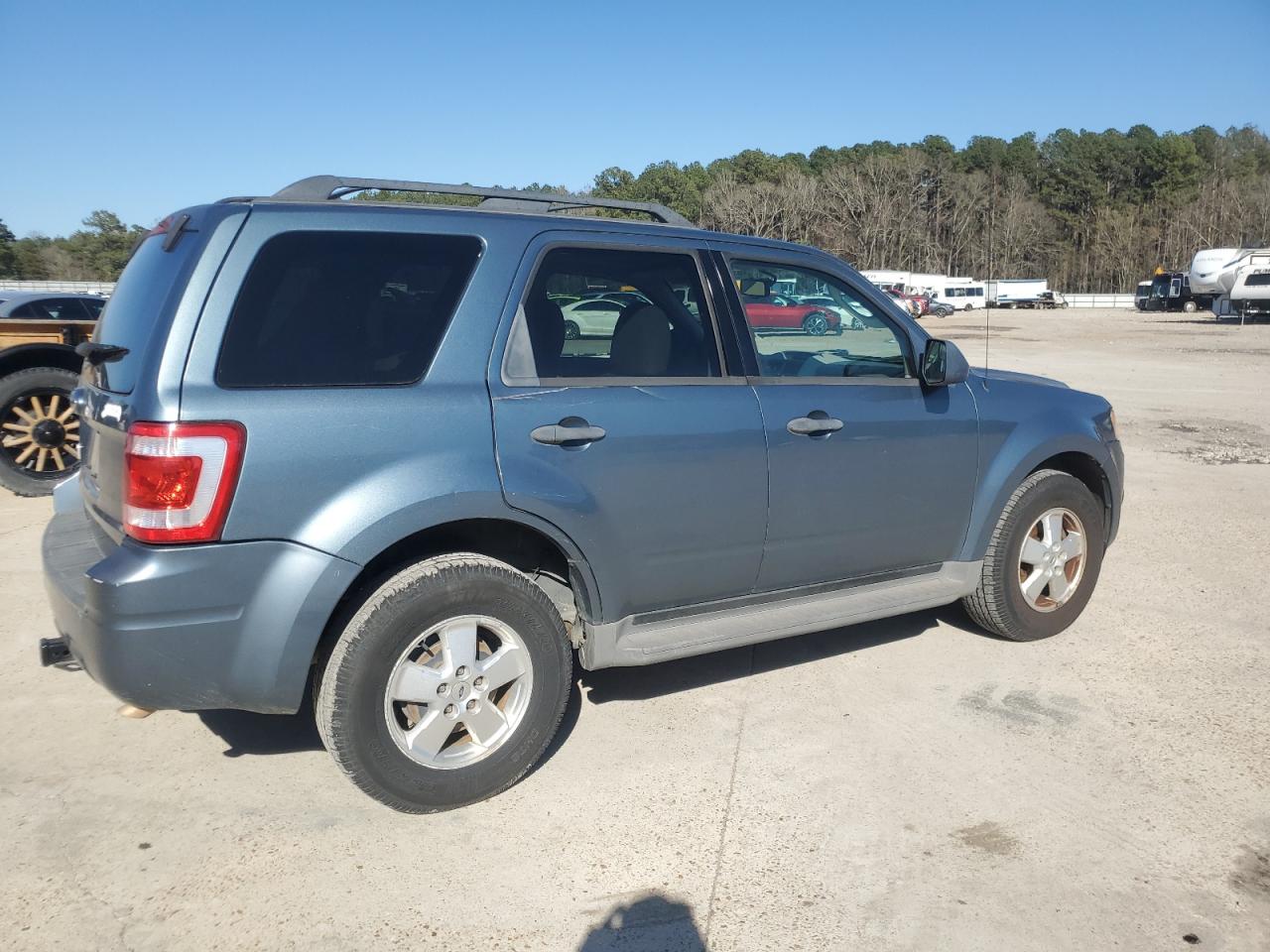 2011 Ford Escape - Image 3
