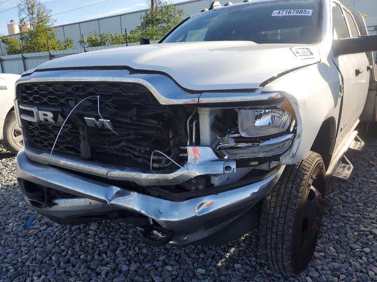 2021 RAM 3500 - Image 9