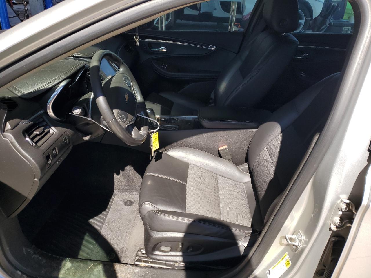 2015 Chevrolet Impala - Image 7