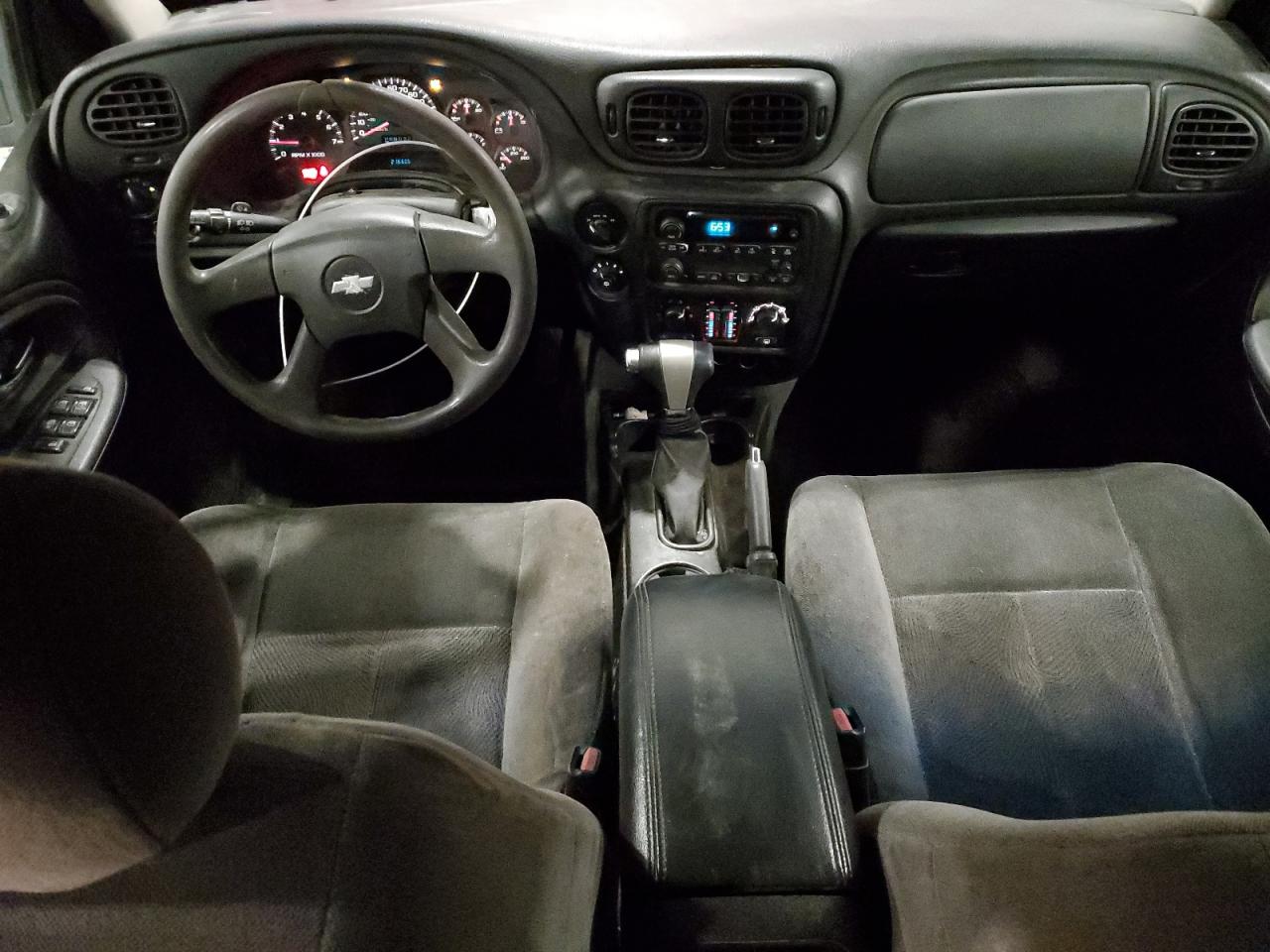 2005 Chevrolet TrailBlazer - Image 8