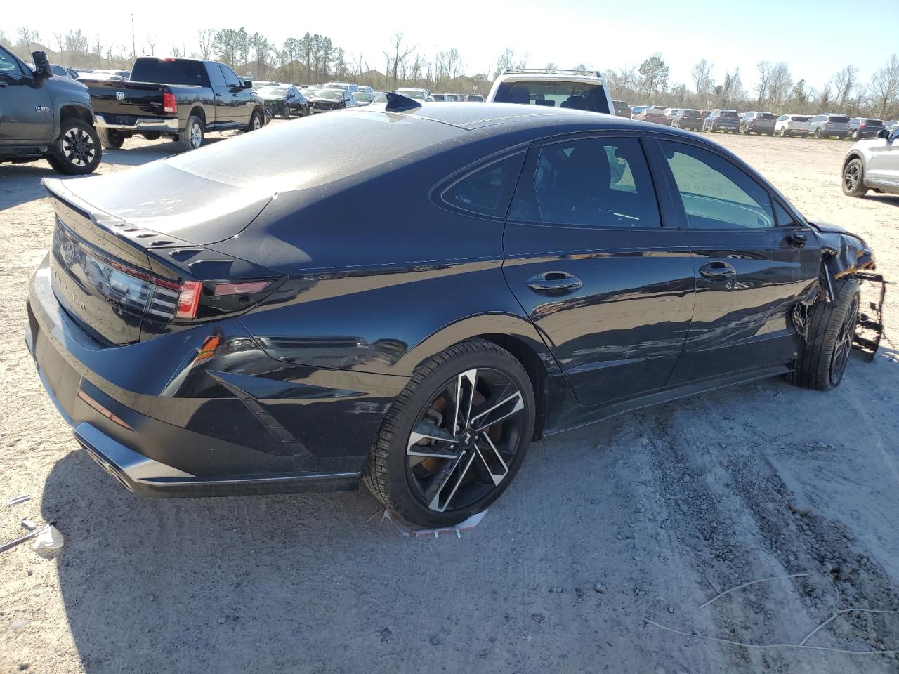 2024 Hyundai Sonata - Image 3