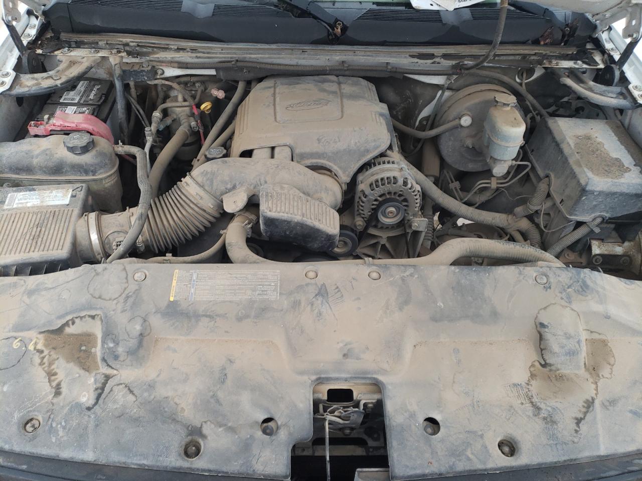 2008 Chevrolet Silverado - Image 11