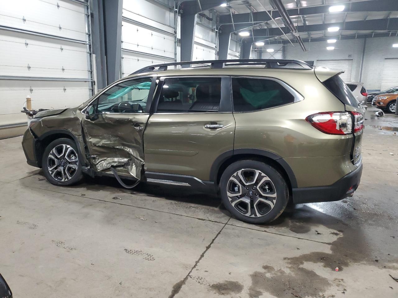 2023 Subaru Ascent - Image 2