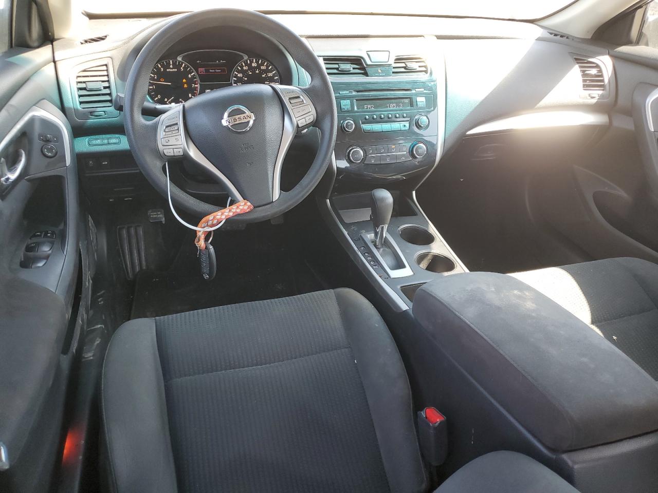 2015 Nissan Altima - Image 8