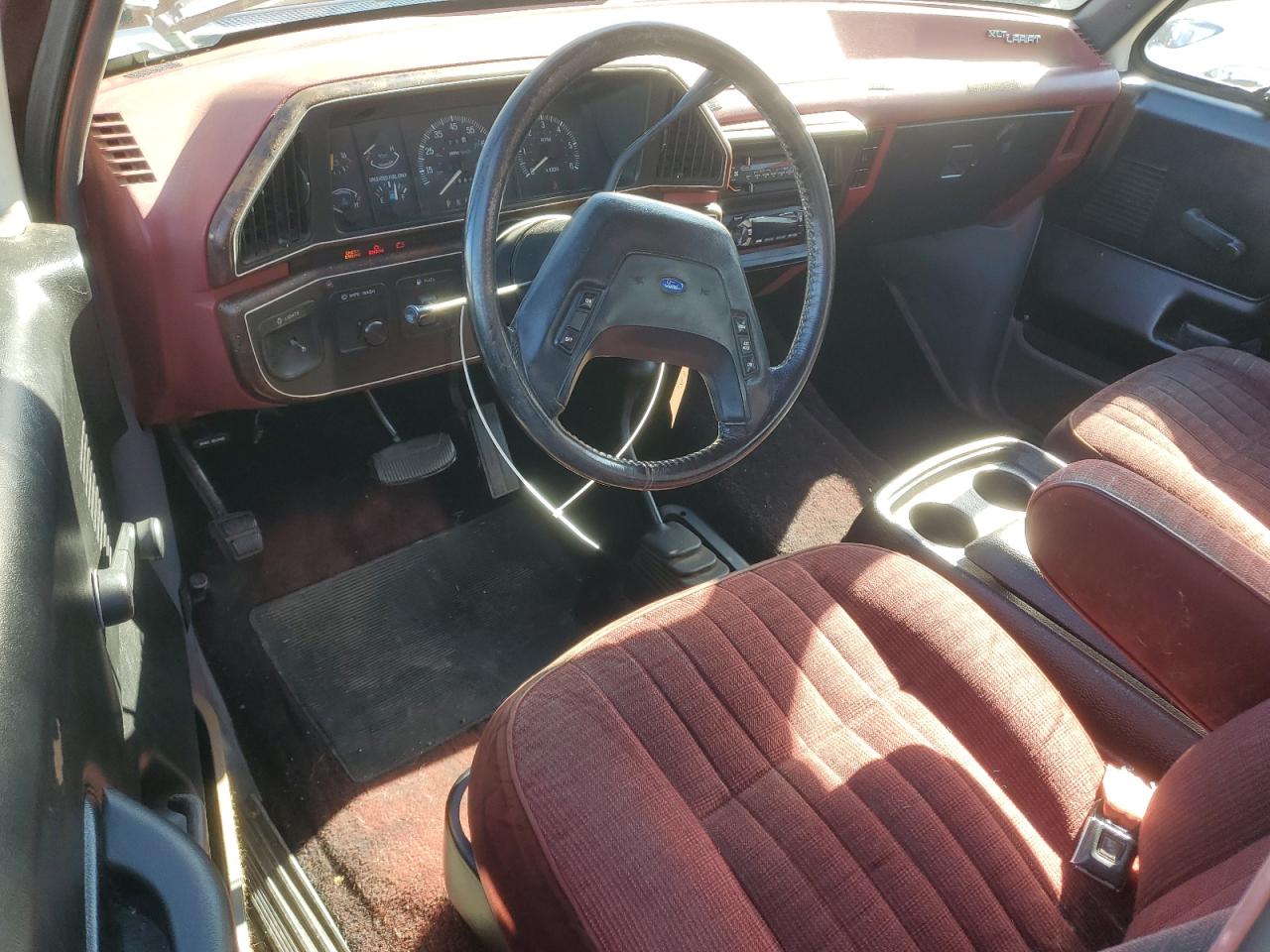 1990 Ford F-150 - Image 8