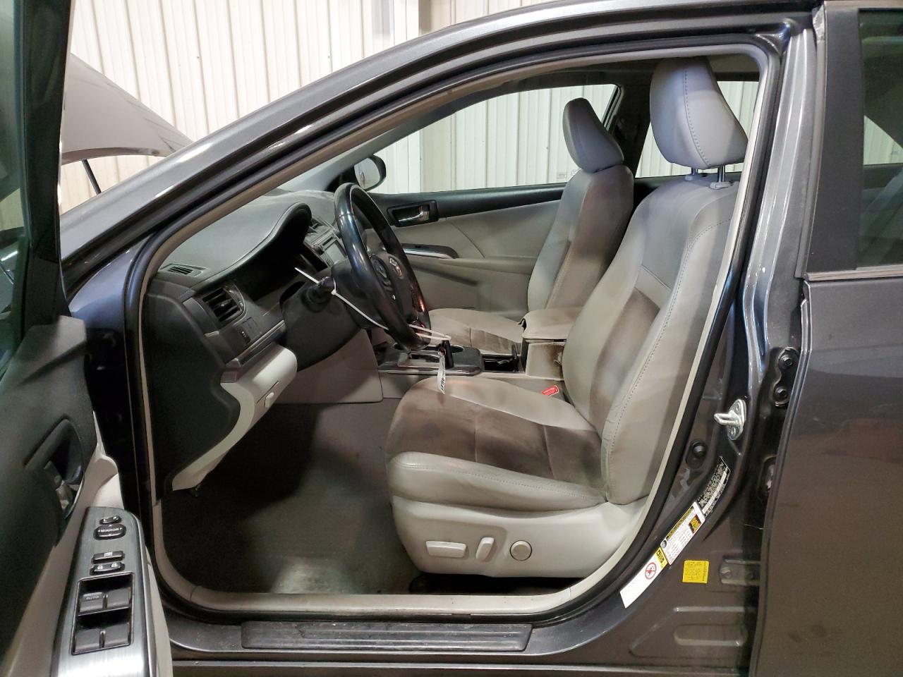 2012 Toyota Camry - Image 7