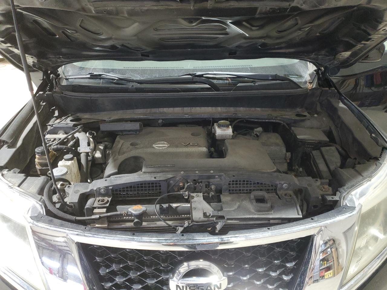 2013 Nissan Pathfinder - Image 12