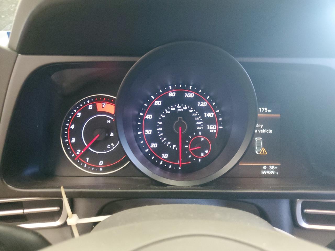 2023 Hyundai Elantra - Image 9