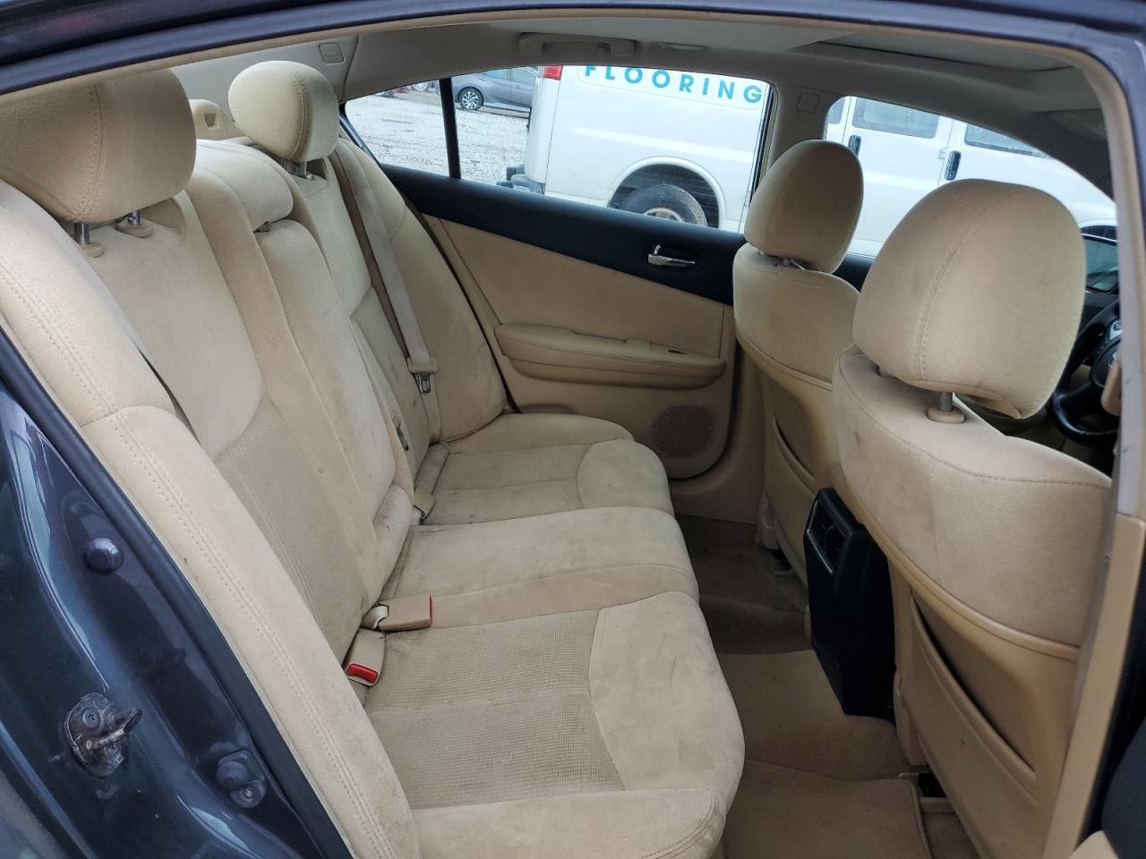 2010 Nissan Maxima - Image 10