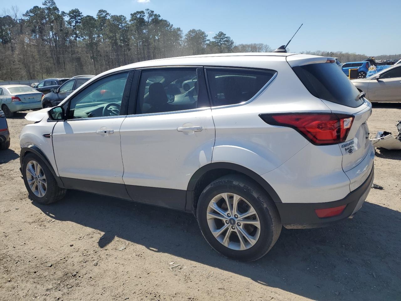 2019 Ford Escape - Image 2