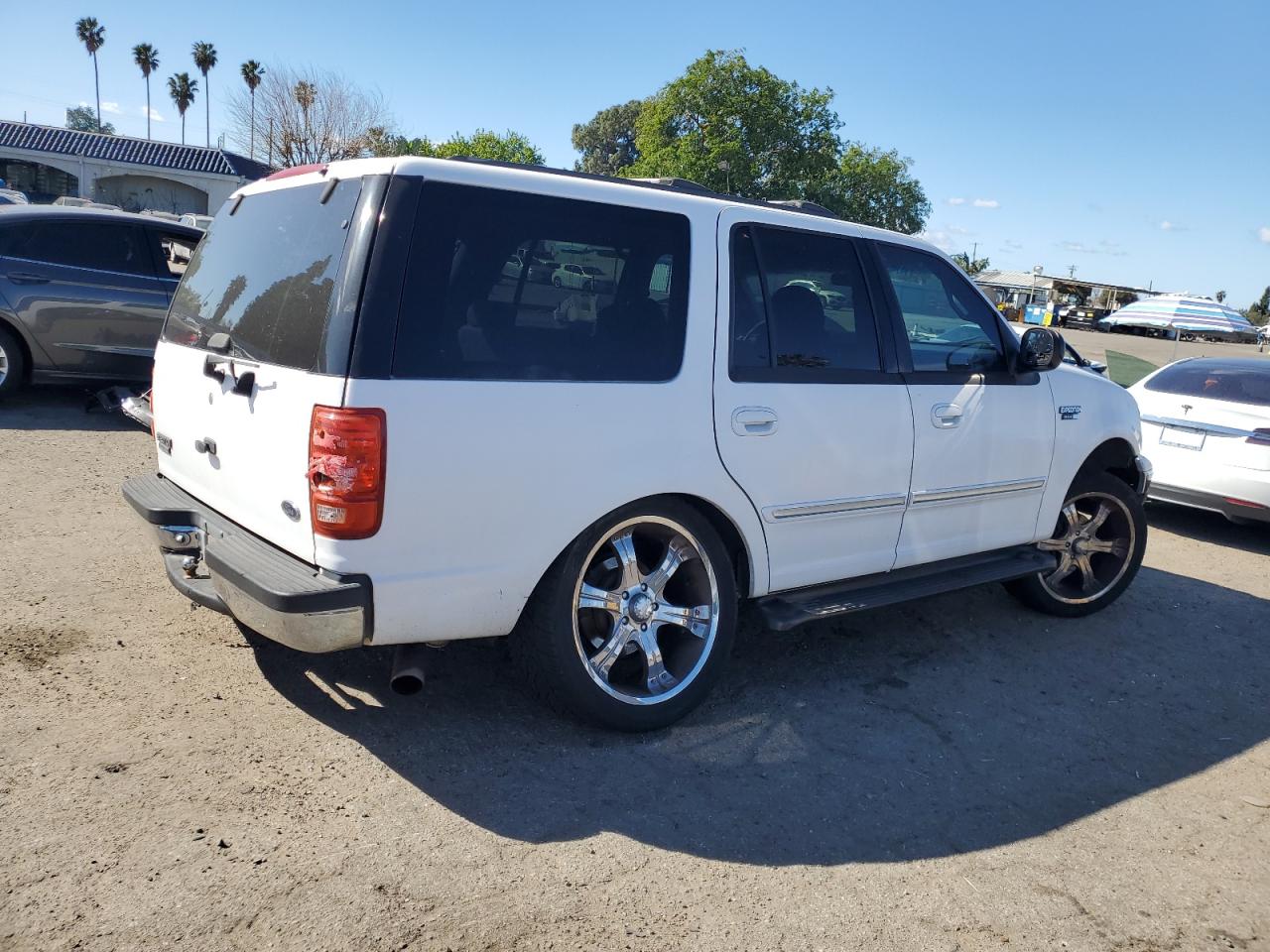 2001 Ford Expedition - Image 3