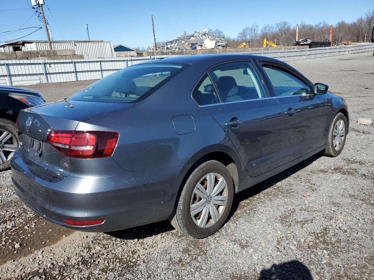 2017 Volkswagen Jetta - Image 3