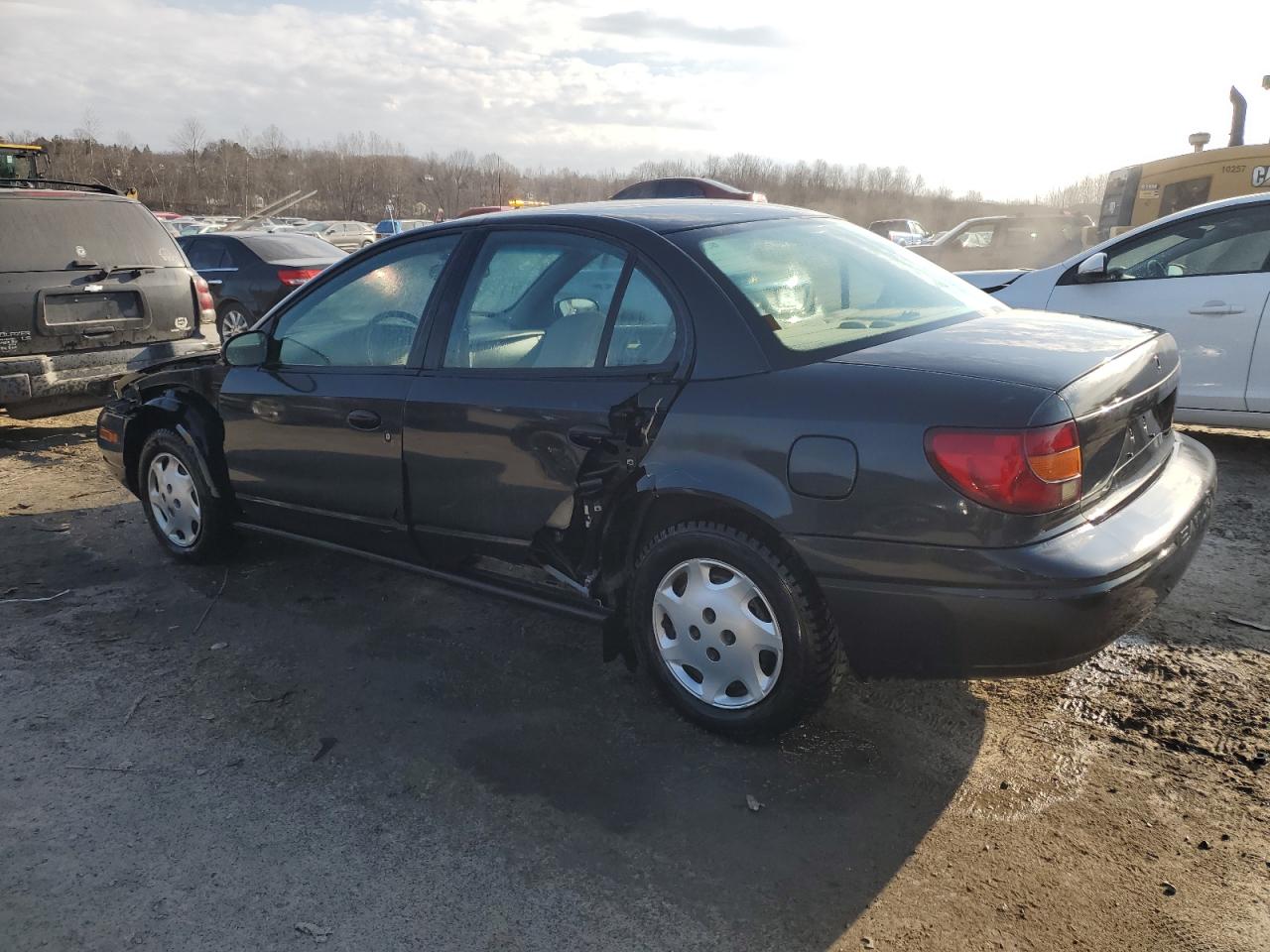 2002 Saturn SL - Image 2