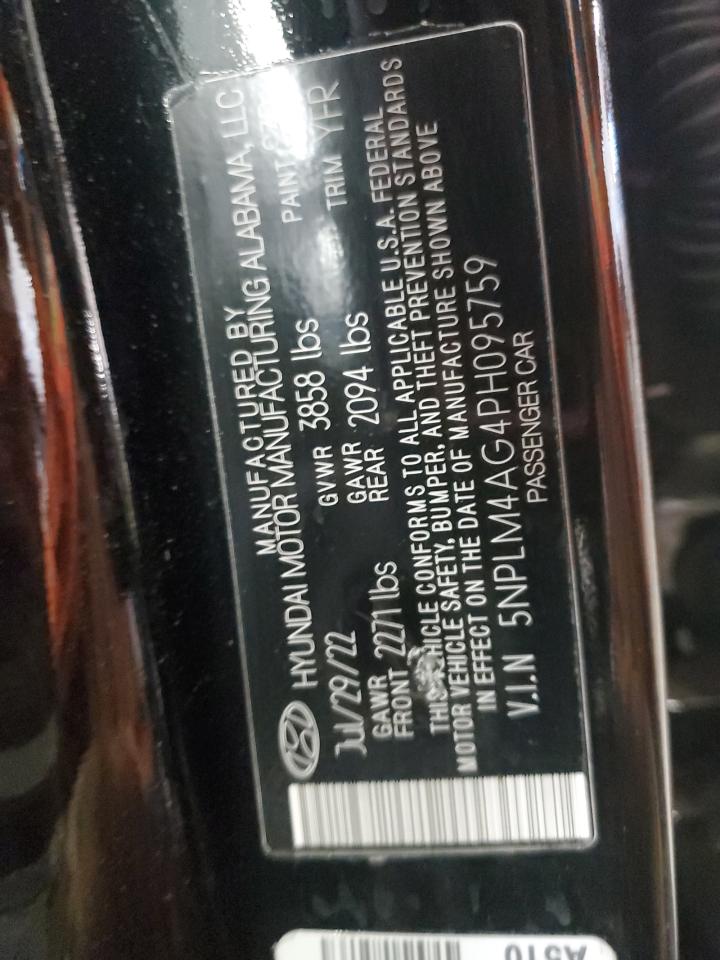 2023 Hyundai Elantra - Image 13