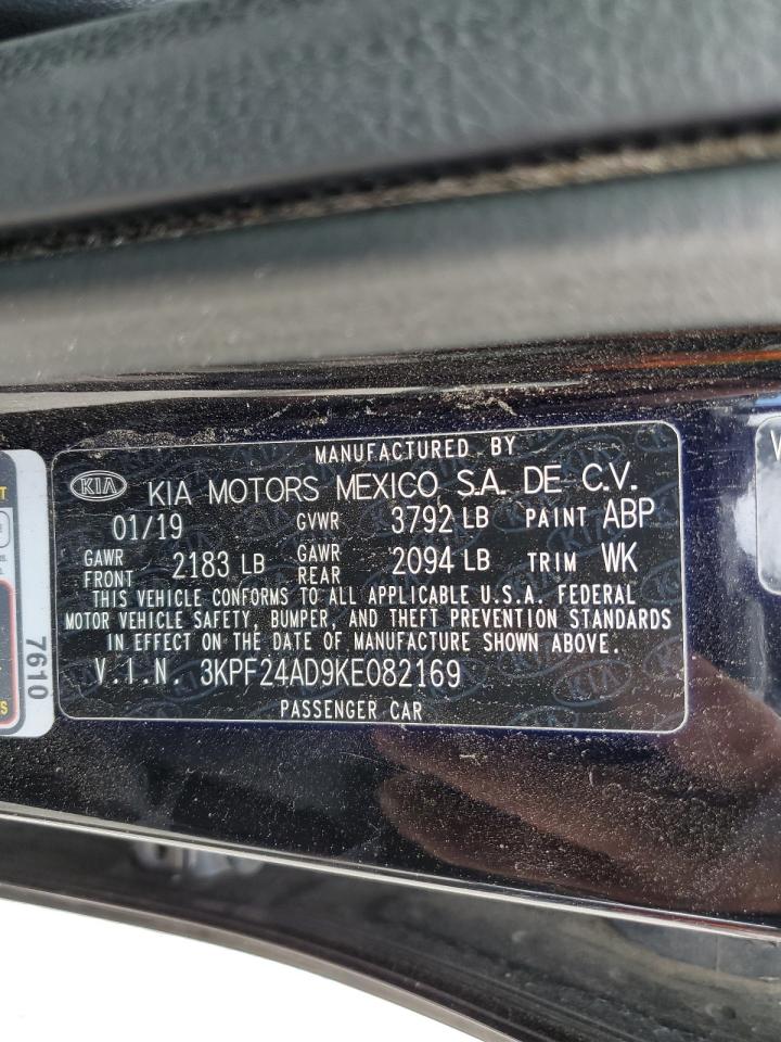 2019 Kia Forte - Image 12