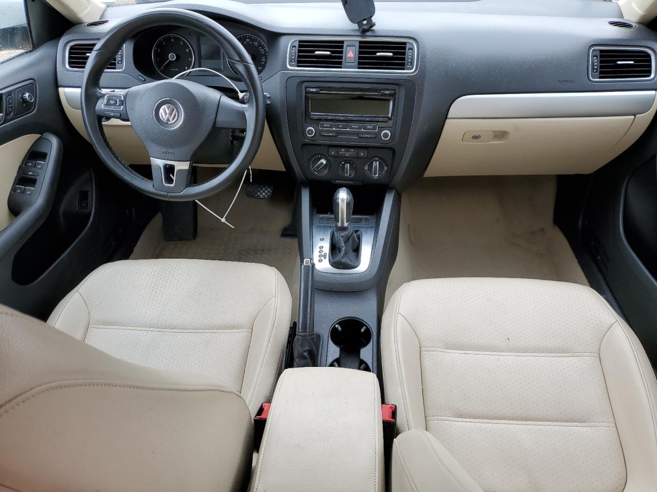 2014 Volkswagen Jetta - Image 8