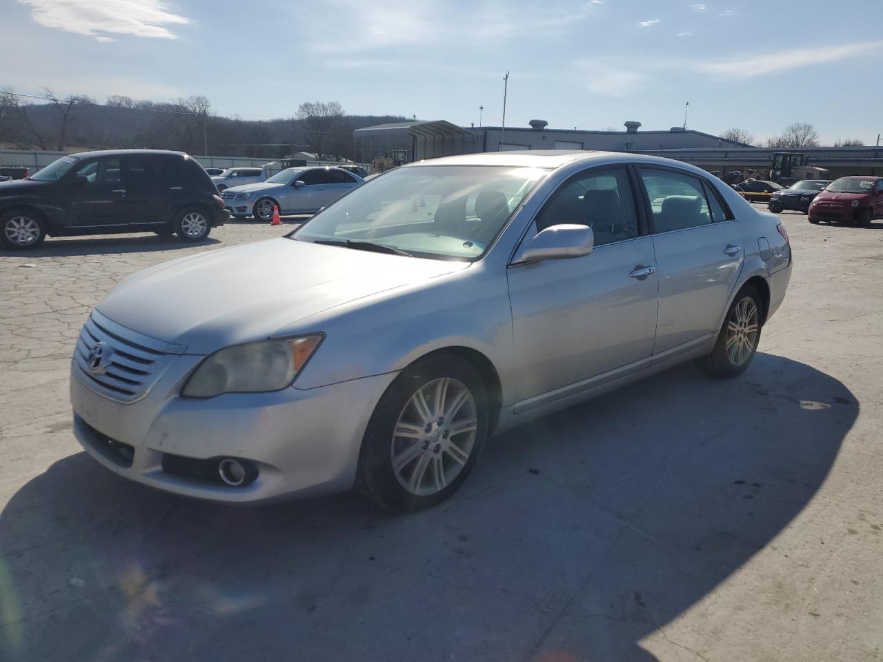 2008 Toyota Avalon - Image 1