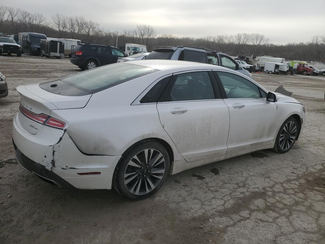 2018 Lincoln MKZ - Image 3