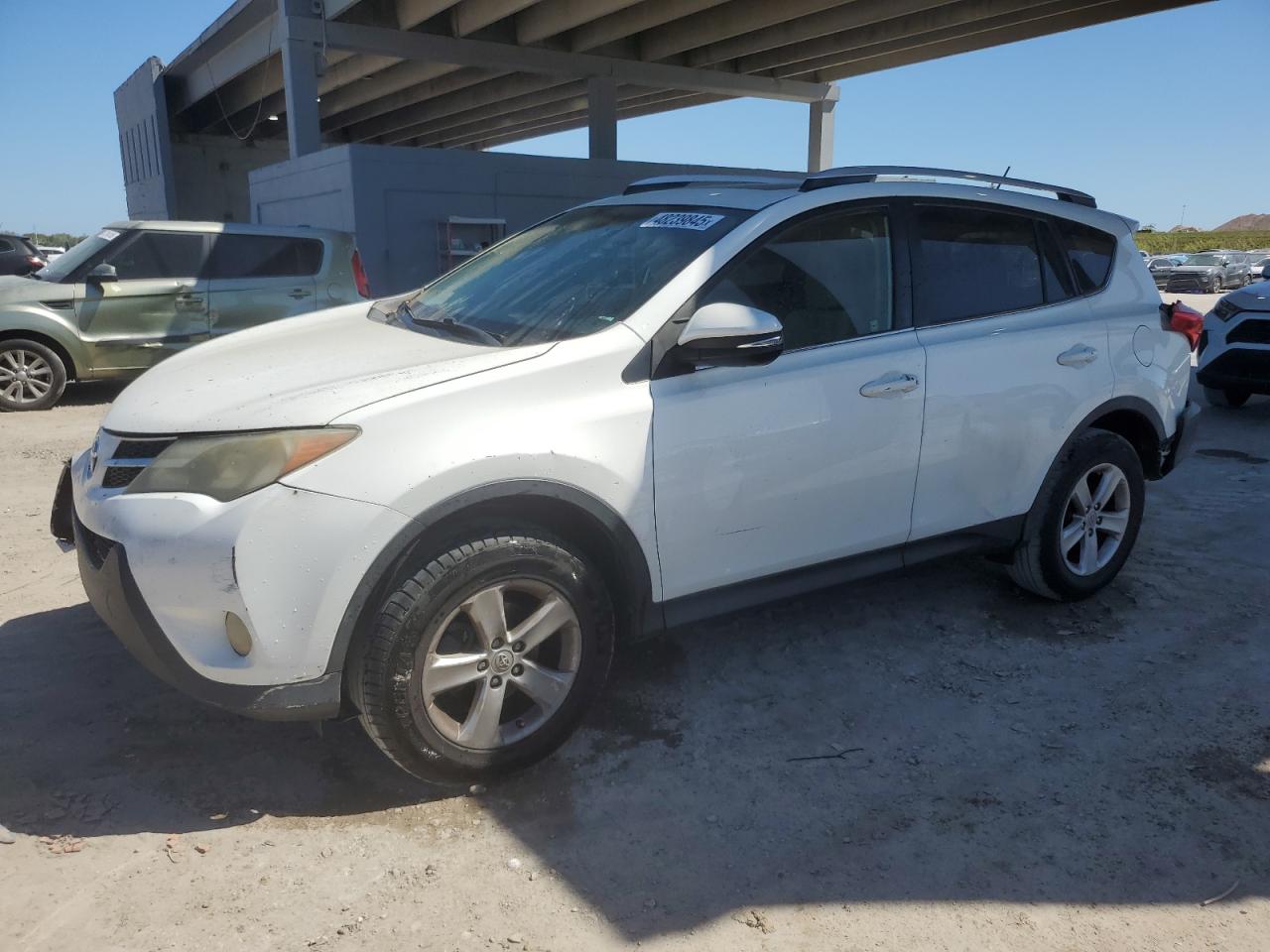 2014 Toyota RAV 4 - Image 1