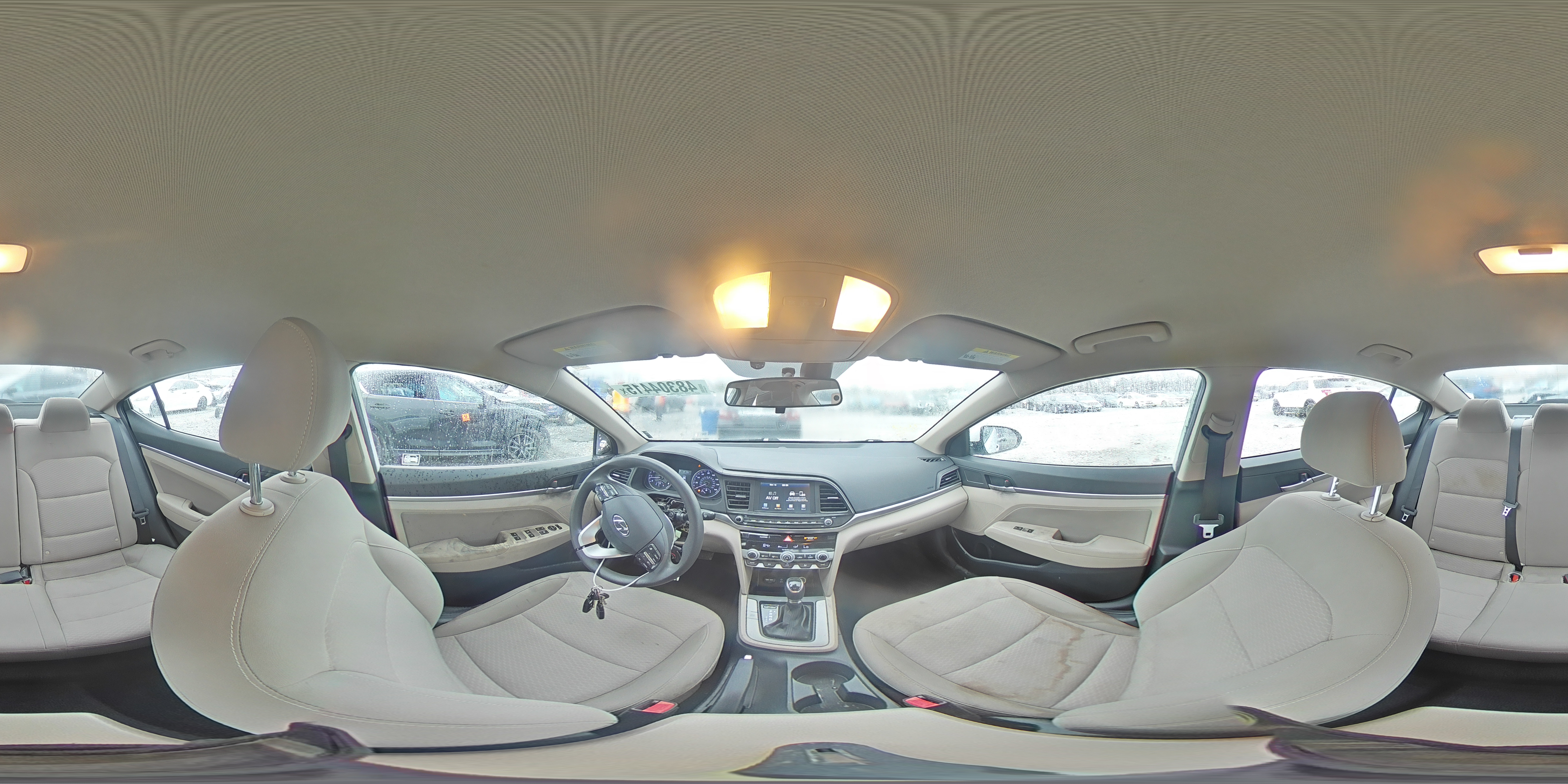 2020 Hyundai Elantra - Image 15