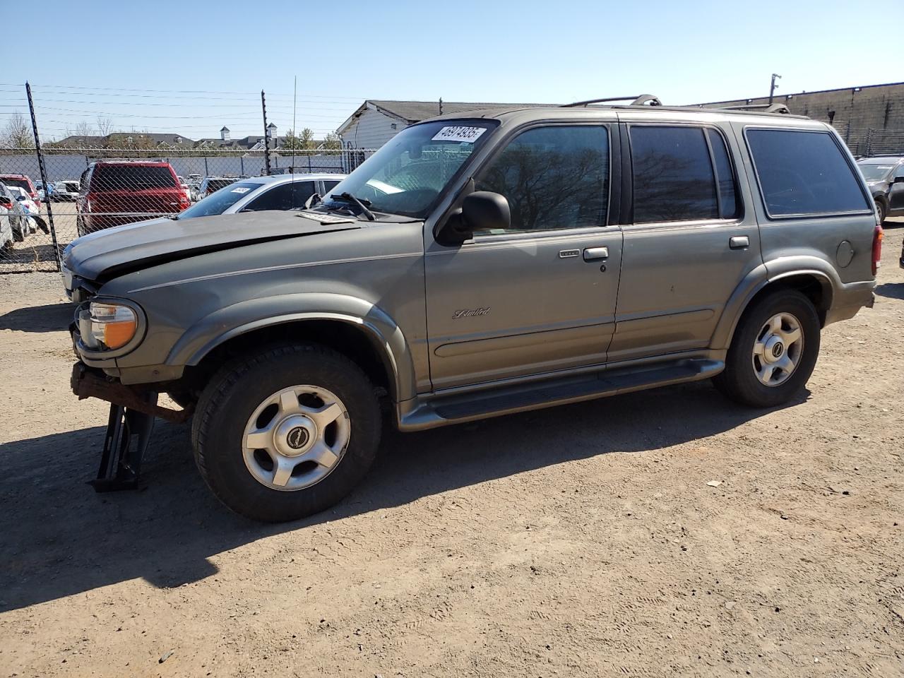 2001 Ford Explorer Limited for Sale in Baltimore, MD - Front End