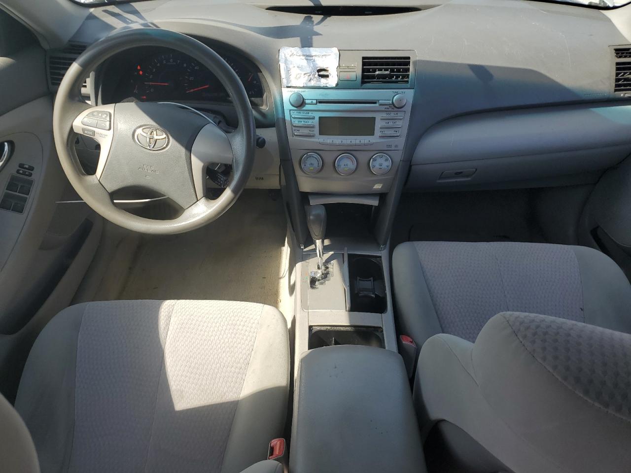 2011 Toyota Camry - Image 8
