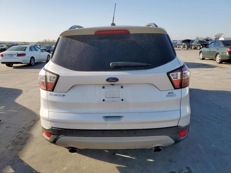  FORD ESCAPE 2017 Biały