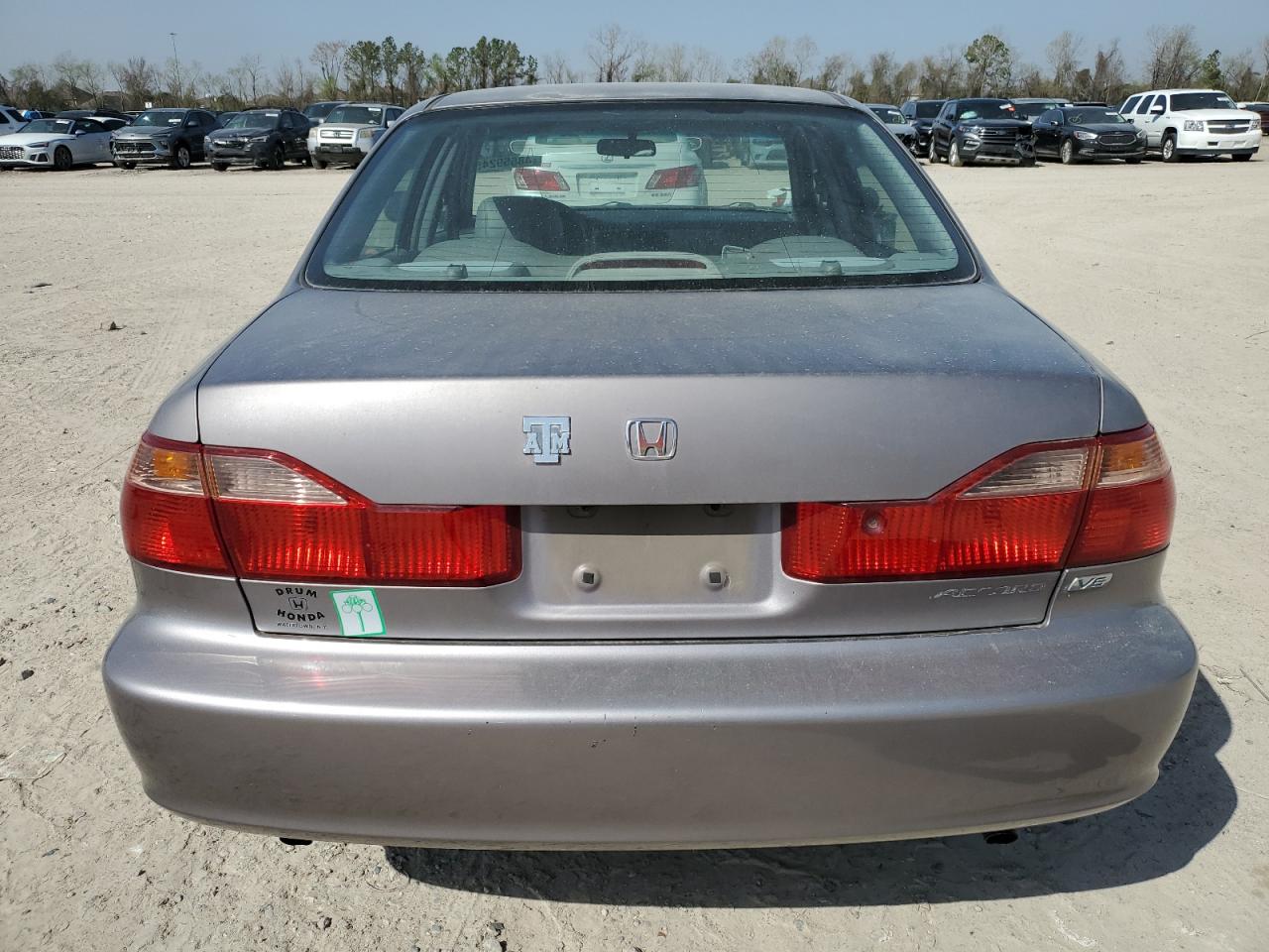 2000 Honda Accord - Image 6