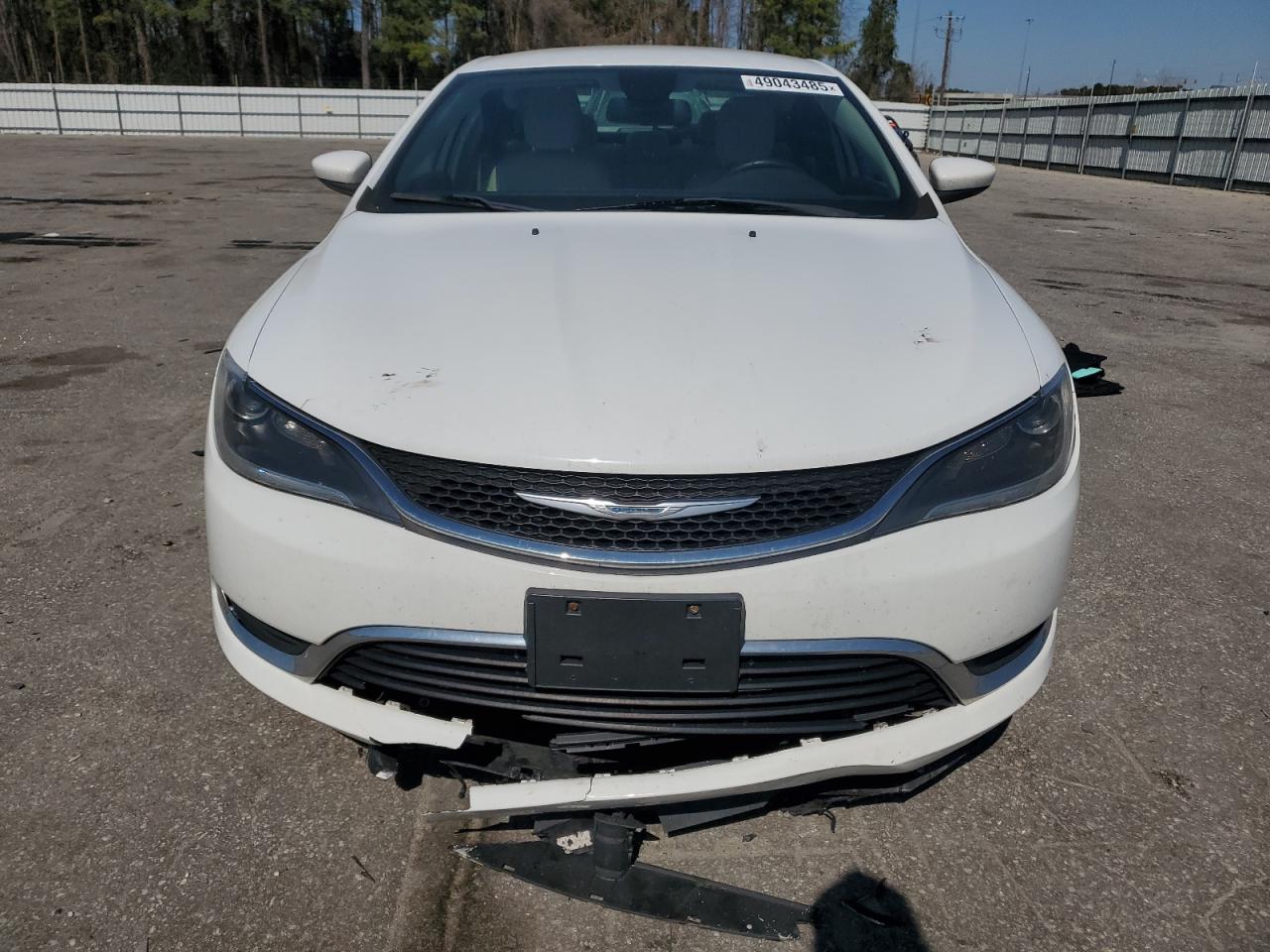 2015 Chrysler 200 - Image 5