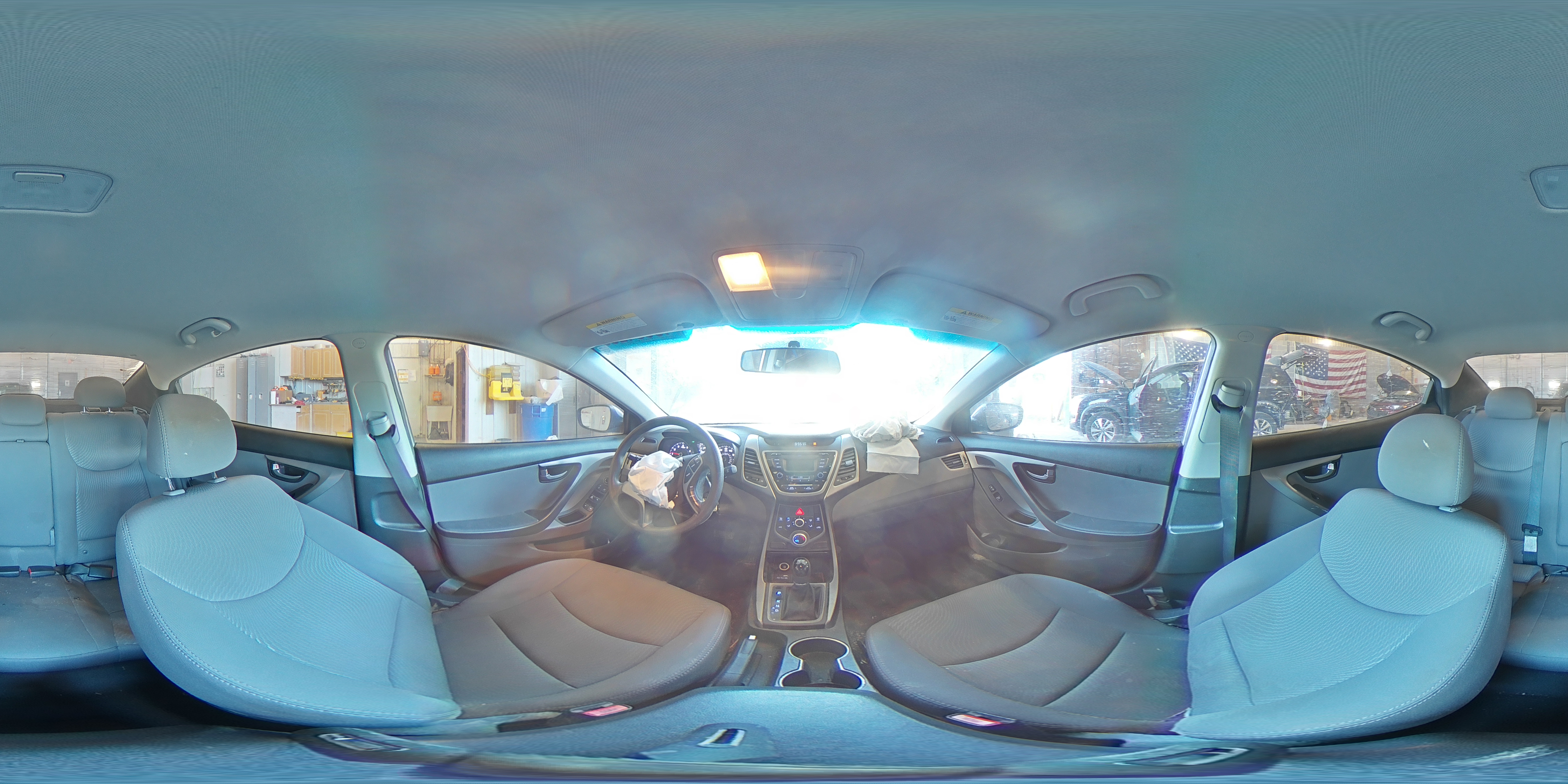 2016 Hyundai Elantra - Image 13