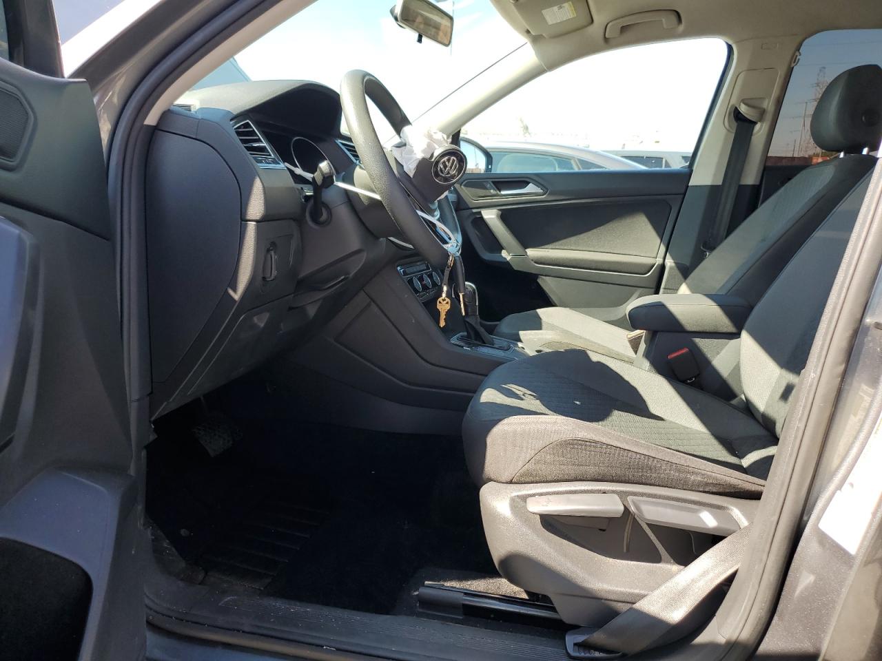 2020 Volkswagen Tiguan - Image 7