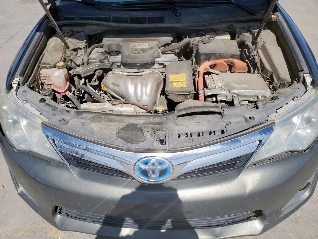 2013 Toyota Camry - Image 11
