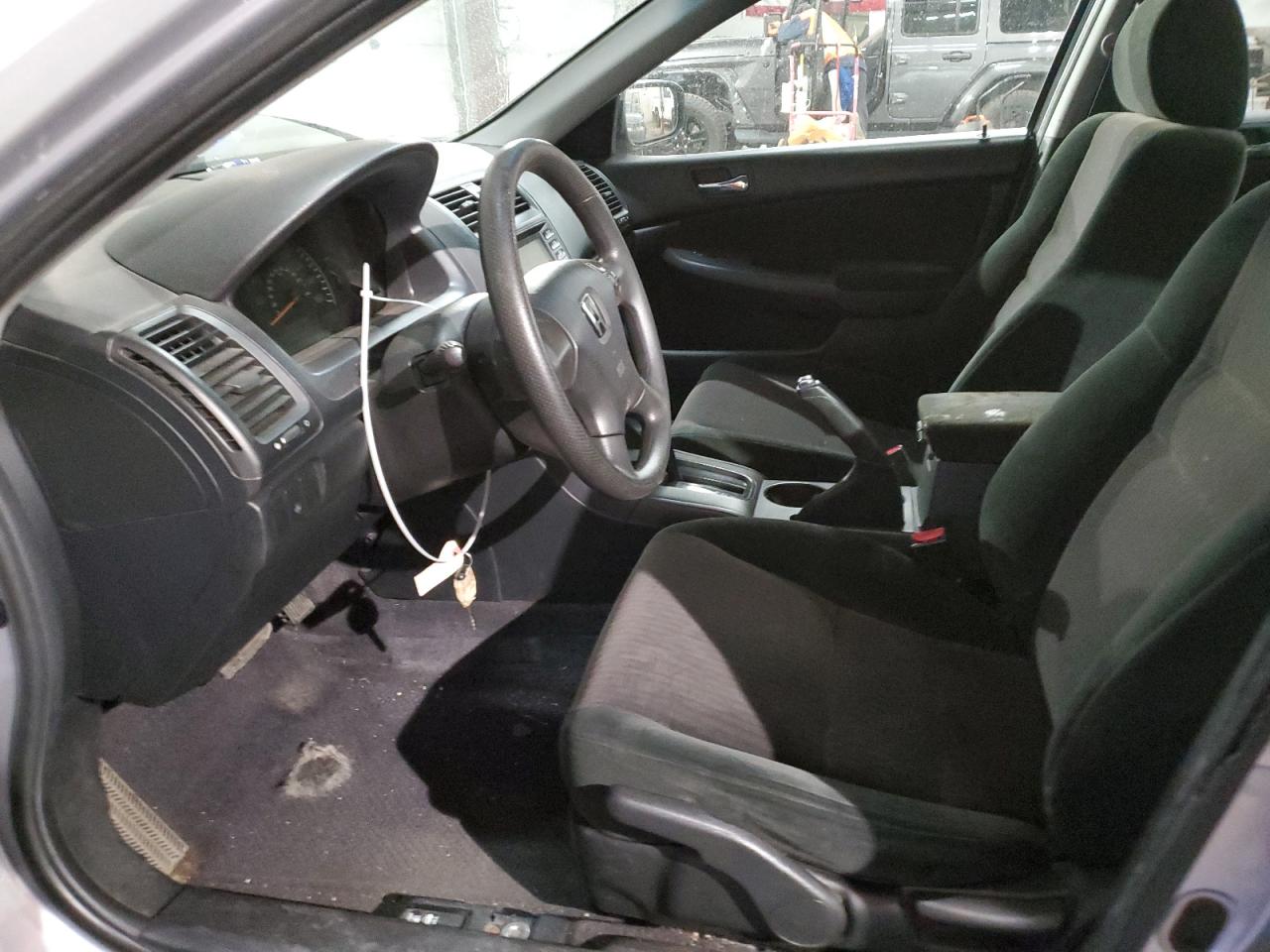 2004 Honda Accord - Image 7