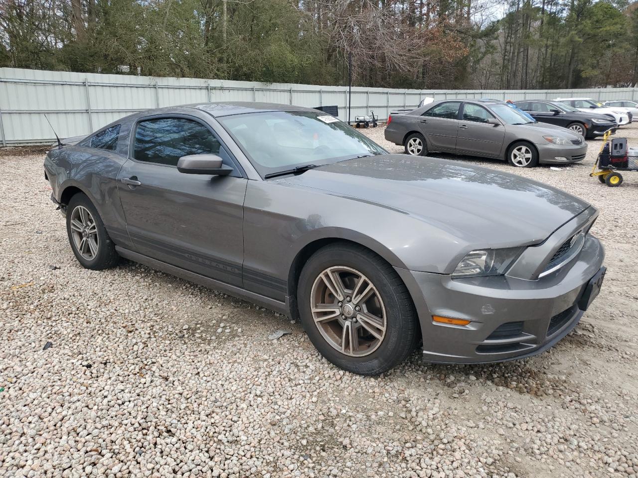 2013 Ford Mustang - Image 4