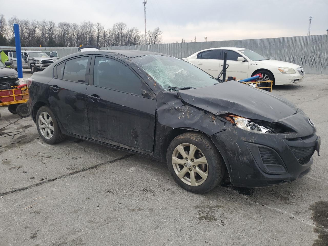2011 Mazda 3 - Image 4