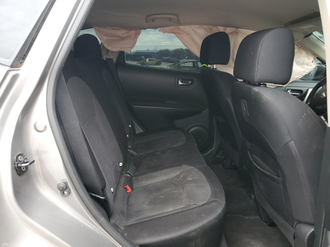 2012 Nissan Rogue - Image 11