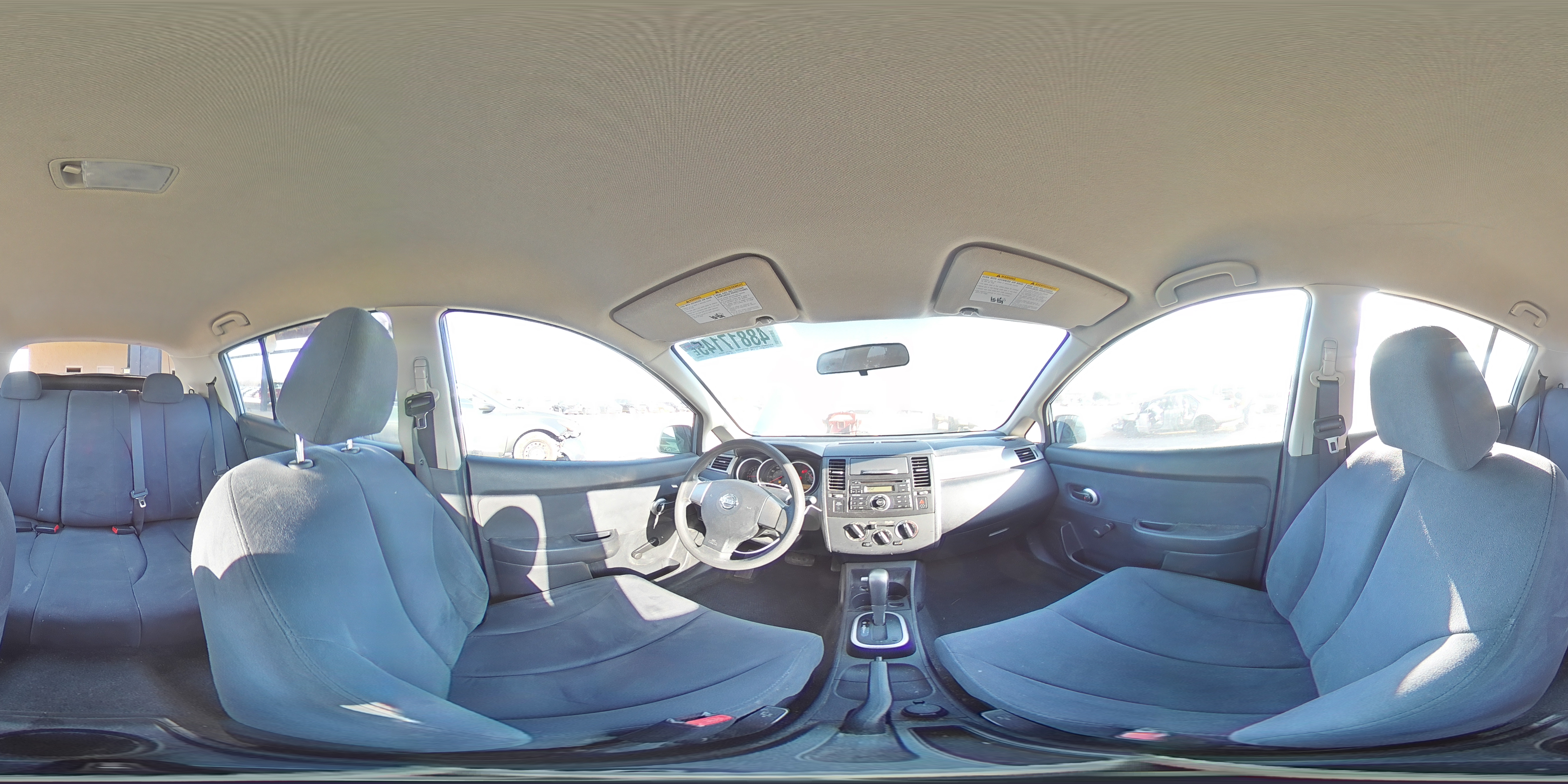 2009 Nissan Versa - Image 12