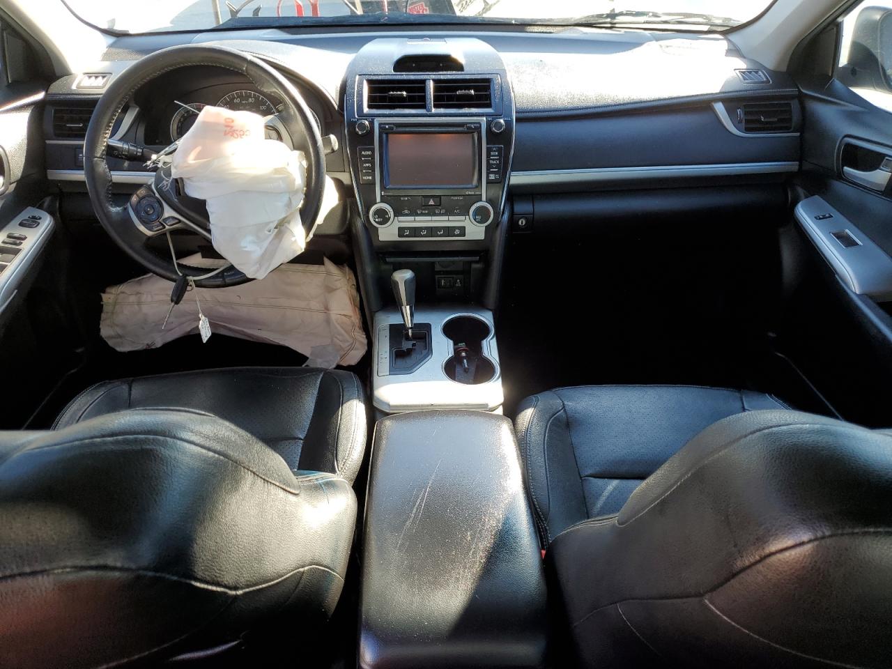 2014 Toyota Camry - Image 8