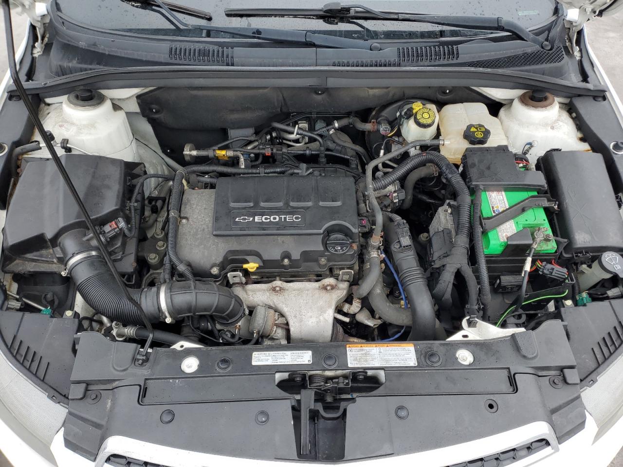 2013 Chevrolet Cruze - Image 11