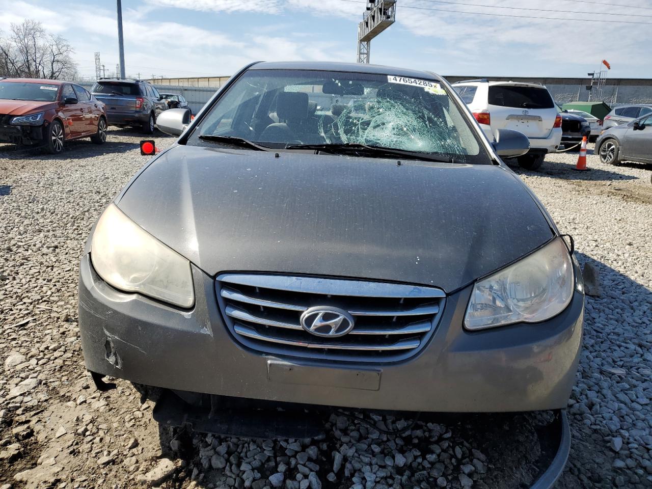 2010 Hyundai Elantra - Image 5