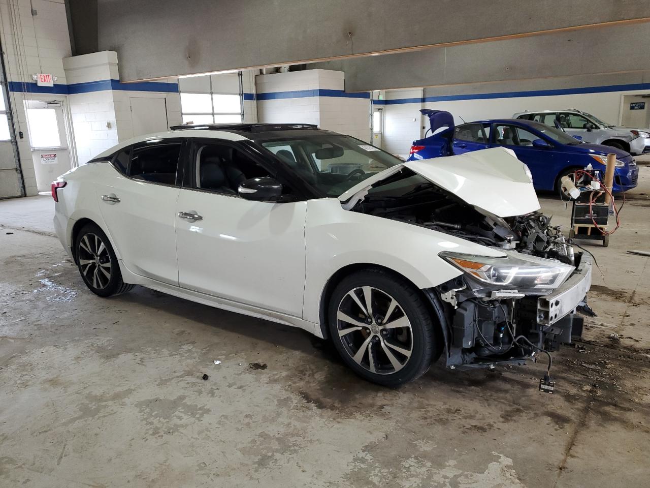 2016 Nissan Maxima - Image 4