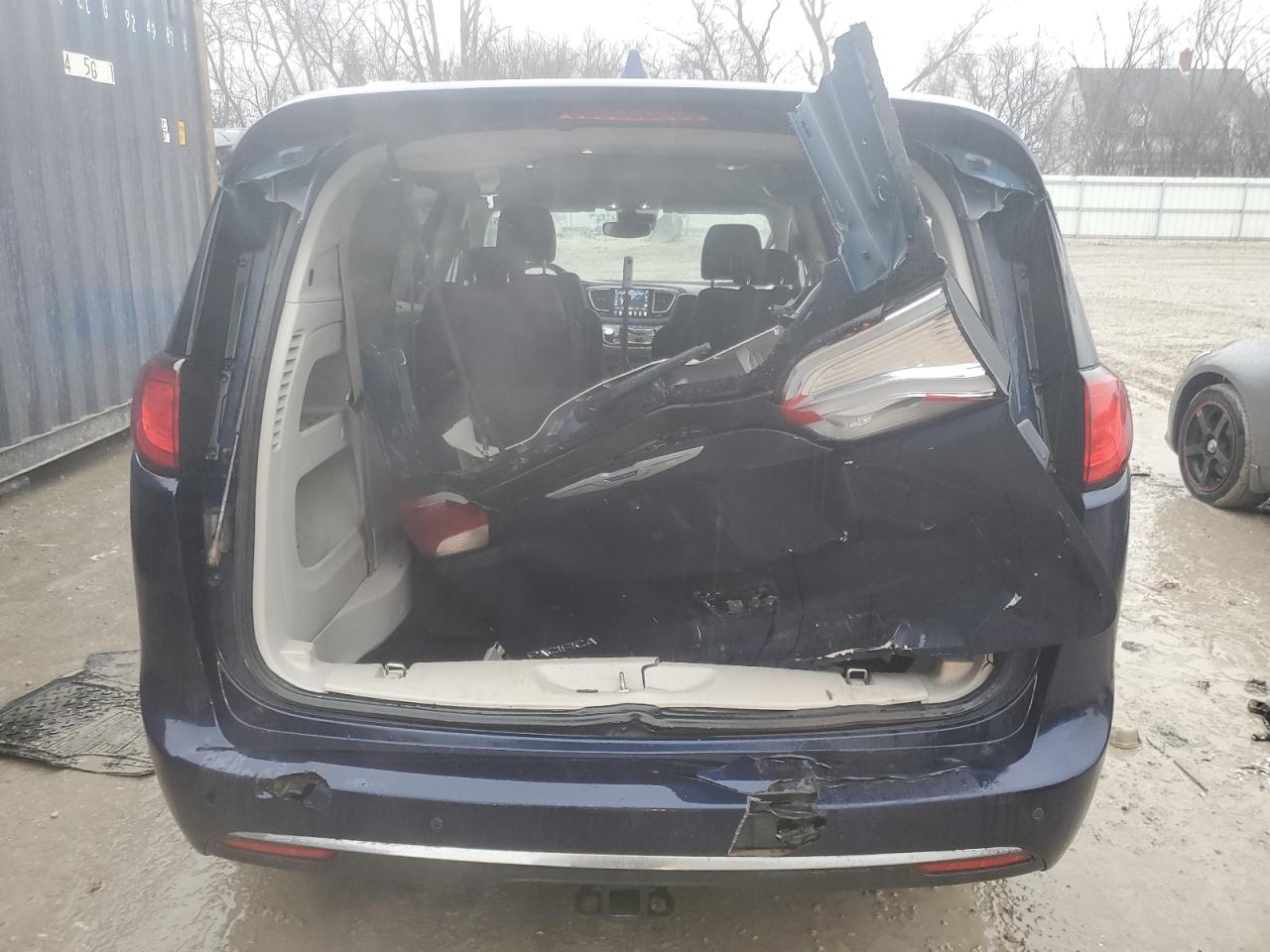 2019 Chrysler Pacifica - Image 6