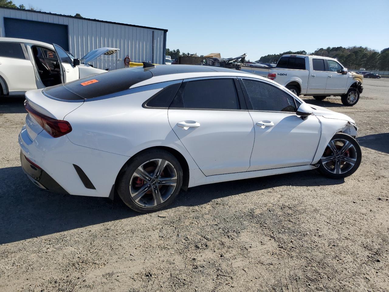 2023 Kia K5 - Image 3